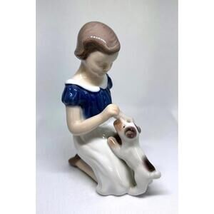 Bing & Grondahl B&G 2316 Girl with Puppy Figurine Denmark